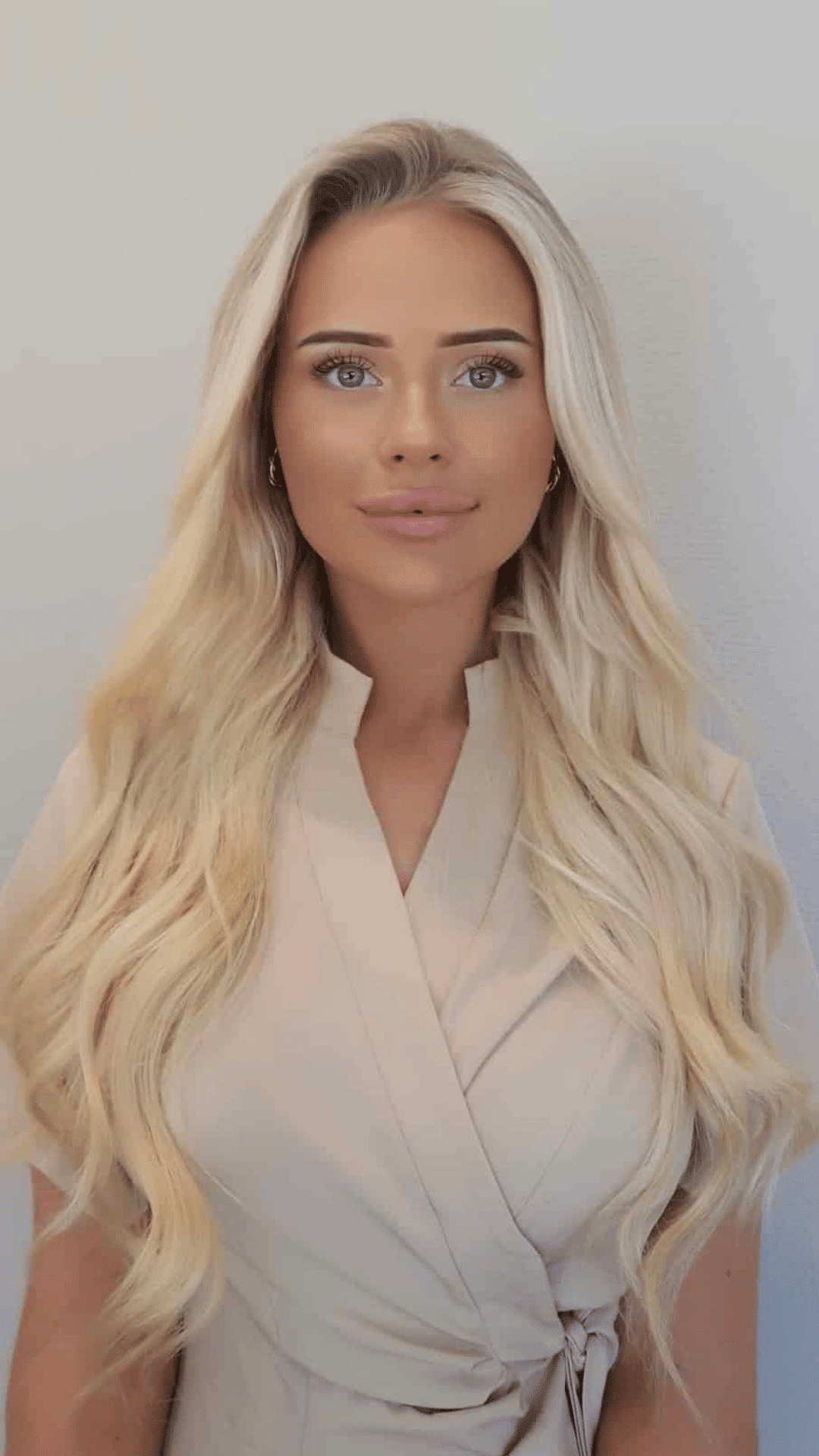 Victoria- Skin Touch